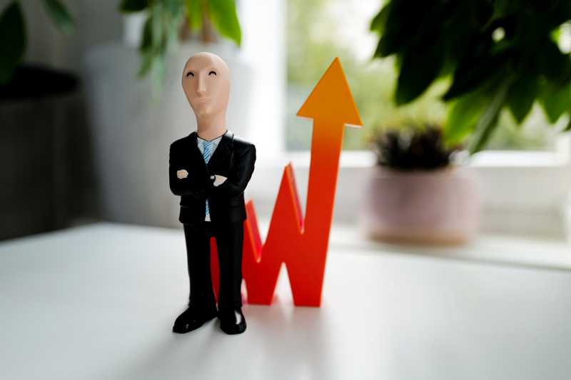 A figure that looks like it would say 